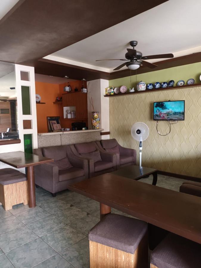Mactan Pension House Lapu-Lapu City Exteriör bild